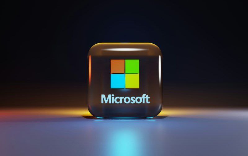 Изображение к новости: Microsoft создаст суверенный «рассуждающий» ИИ, к…