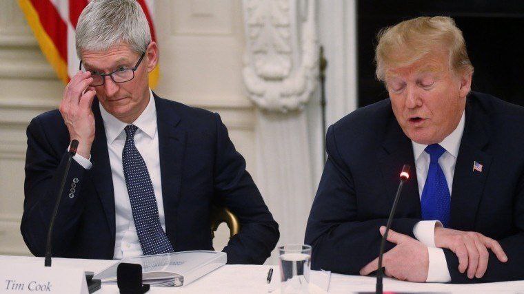 Изображение к новости: iPhone взлетит в цене — спасибо, Трамп. Президент…