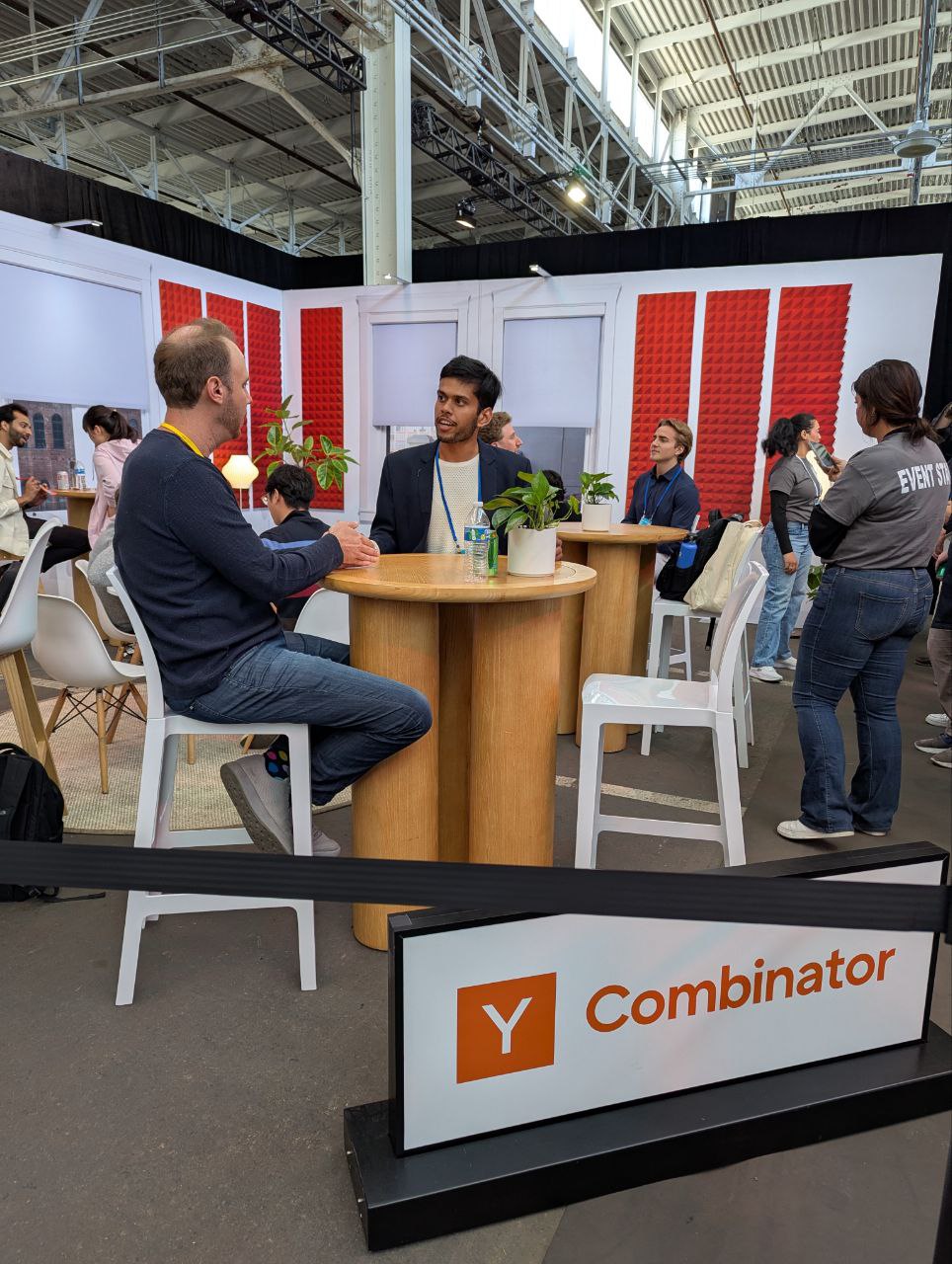 Дополнительное изображение к новости: Тут на YC AI Startup School уже выступили CEO Ope…